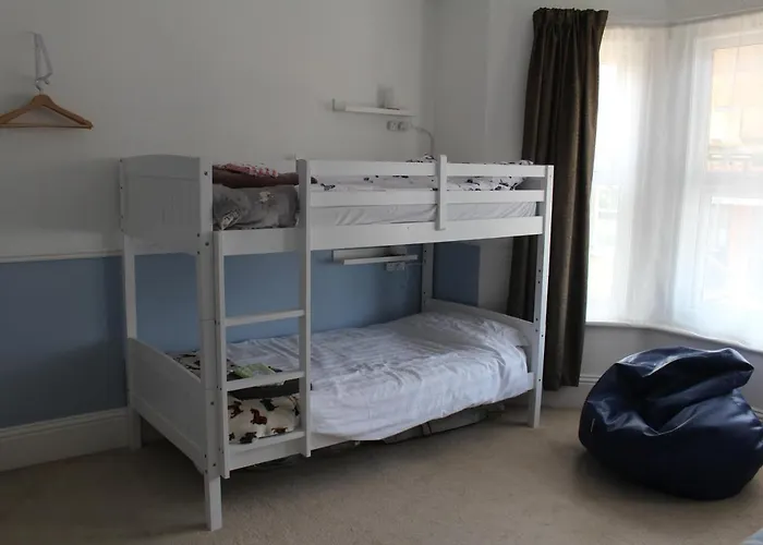 Spring Gardens, 4-Bedroom Seaside Family Home