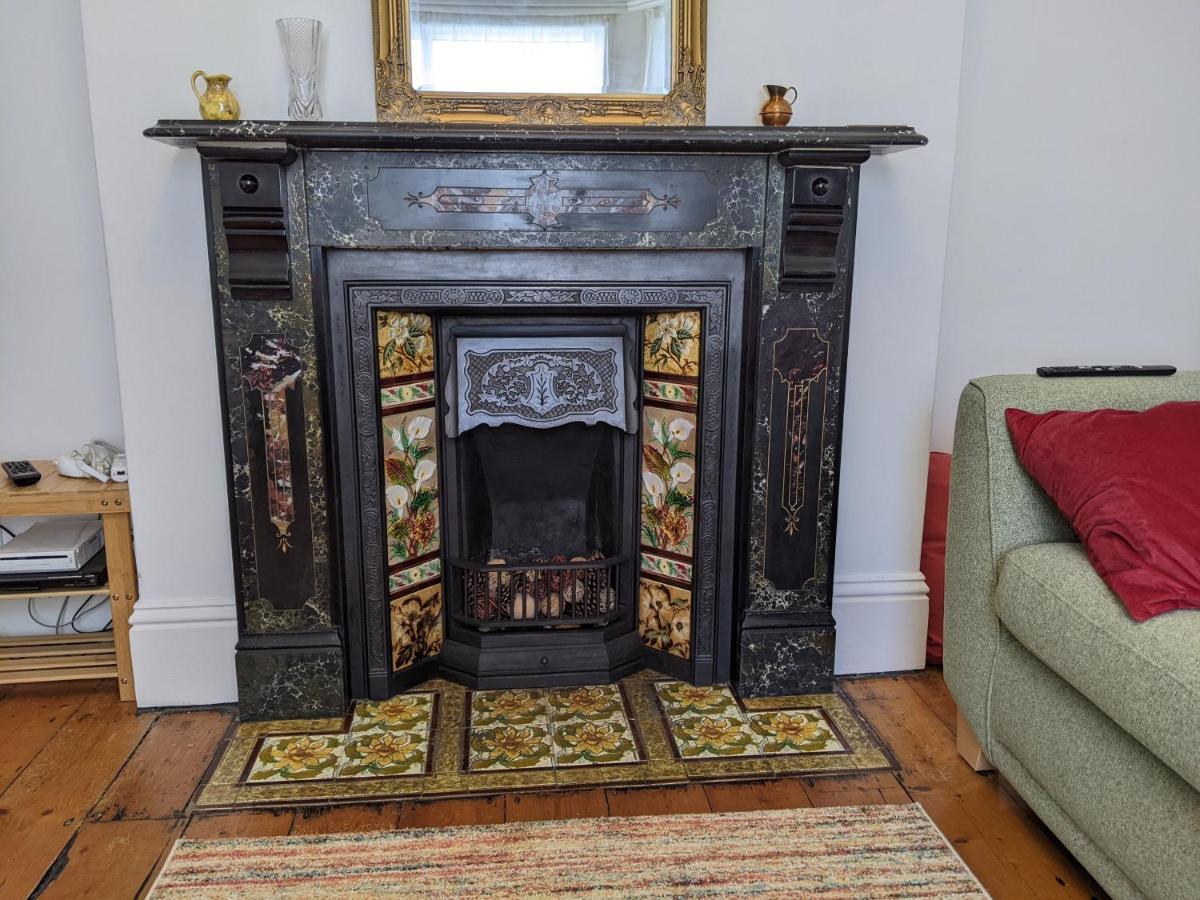 Spring Gardens, 4-bedroom Seaside Family *